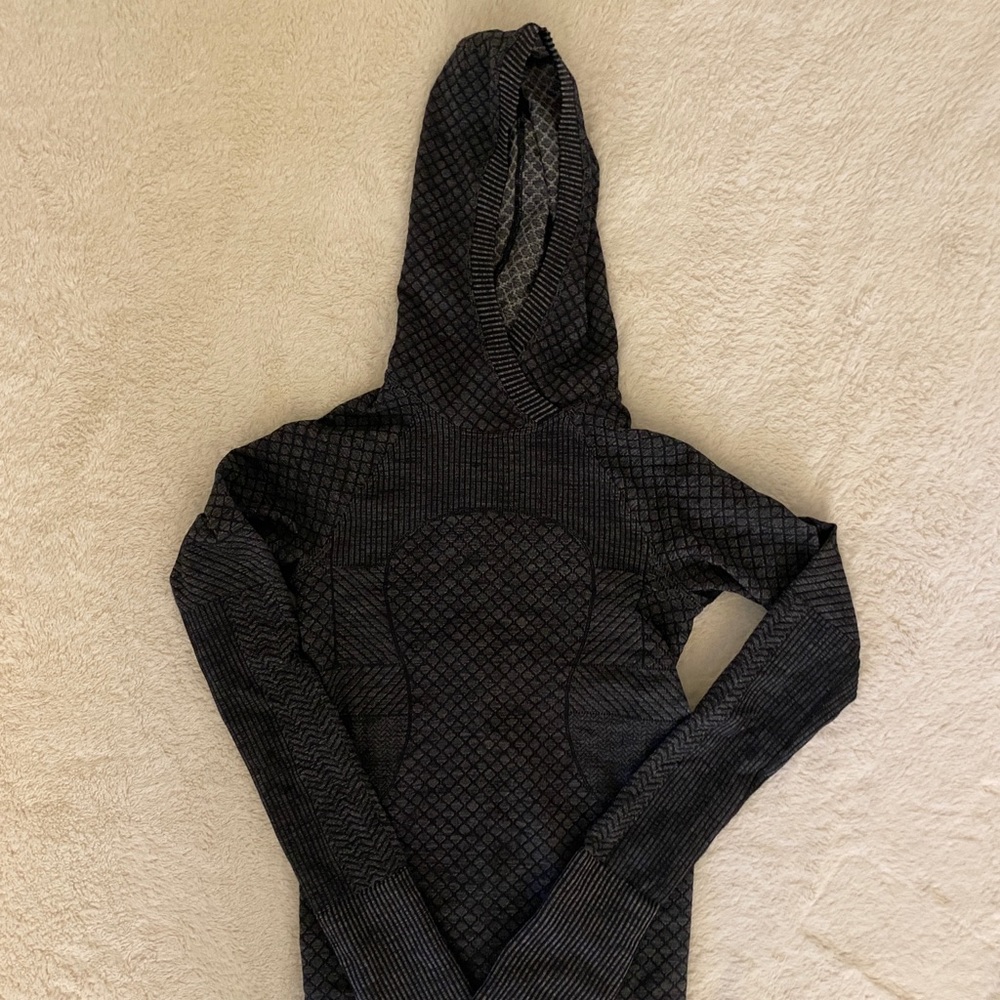 Lulu lemon long sleeve with hood size 2
